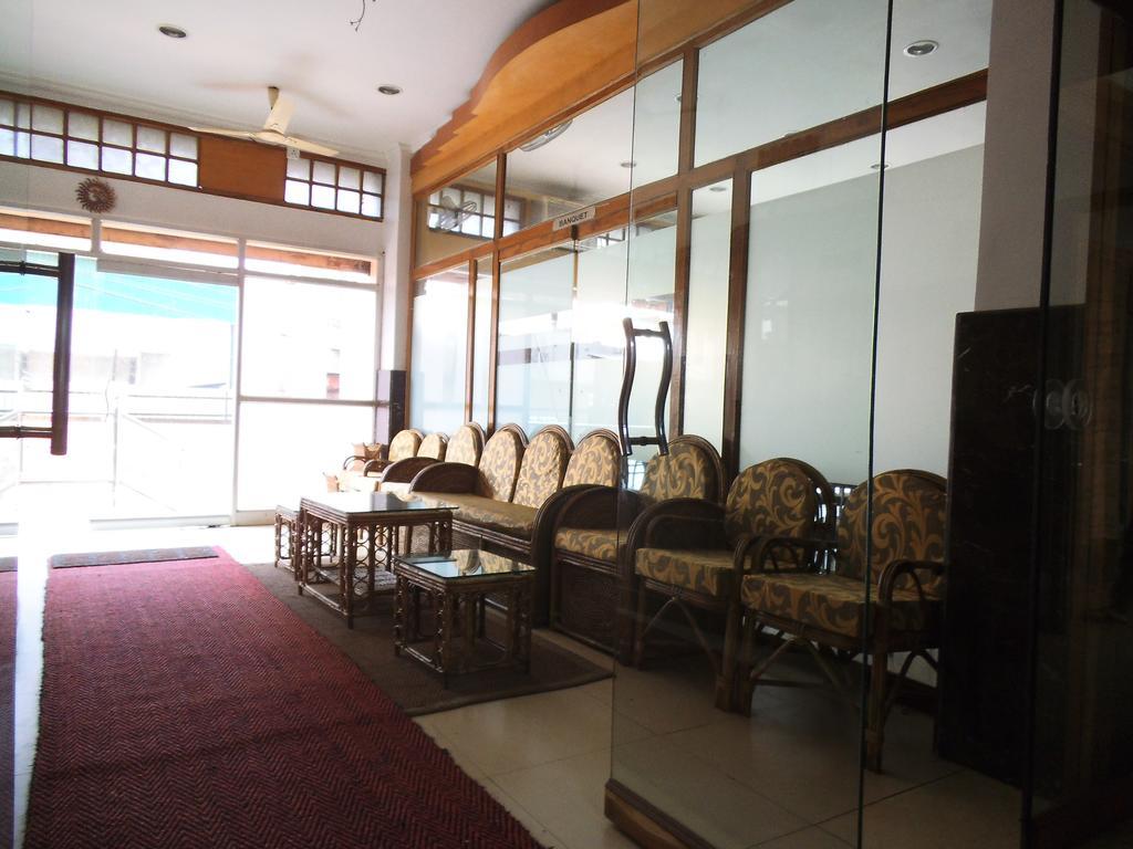 City Centre Hotel Agartala Luaran gambar